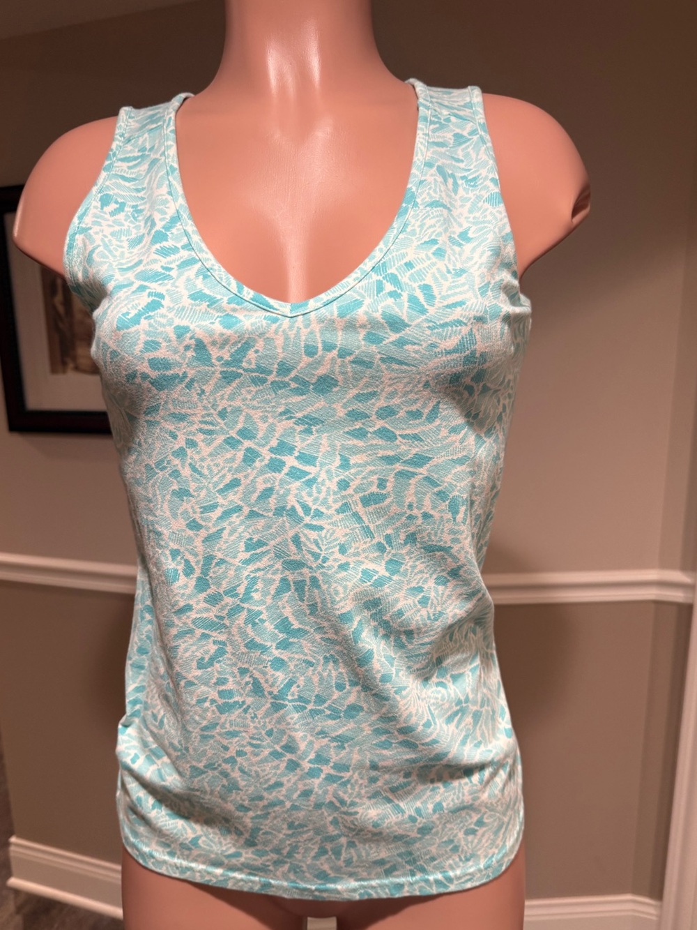 Lucy Aqua and White Patterned Scoop Neck Tank